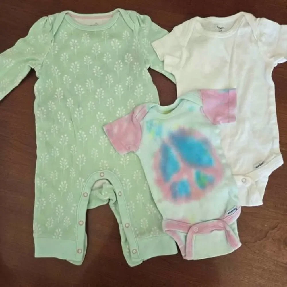 0-3 Month Girls Spring/Summer Lot of 3 Pieces